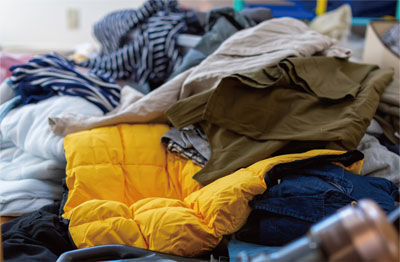 Recycling/reuing/upcycling disused clothing.